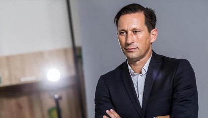 PG模拟器-成都球迷都不看好的主教练，如今却带领蓉城首轮大胜，已征服中超